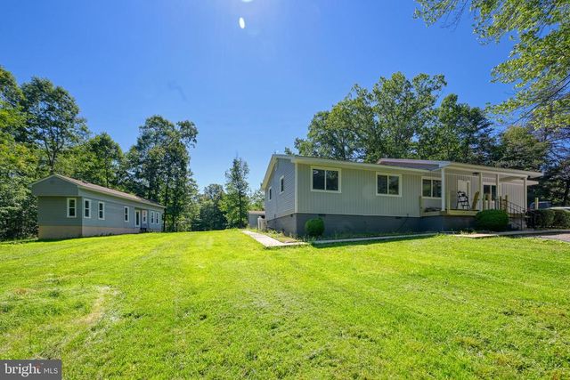 1062 PENDLETON RD, Mineral, VA 23117