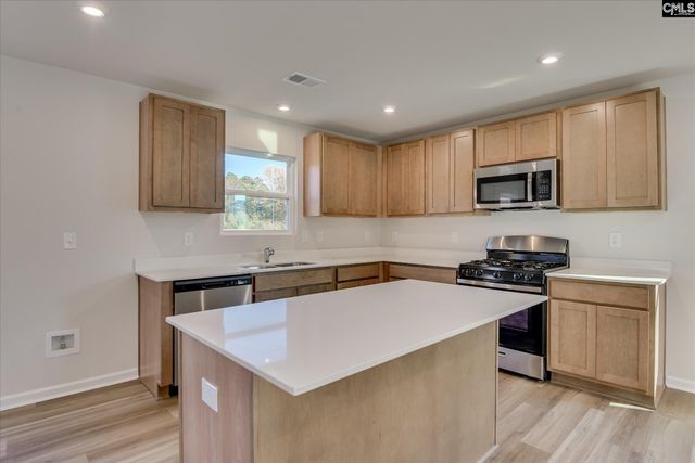 227 Kingfield Drive, Hopkins, SC 29061