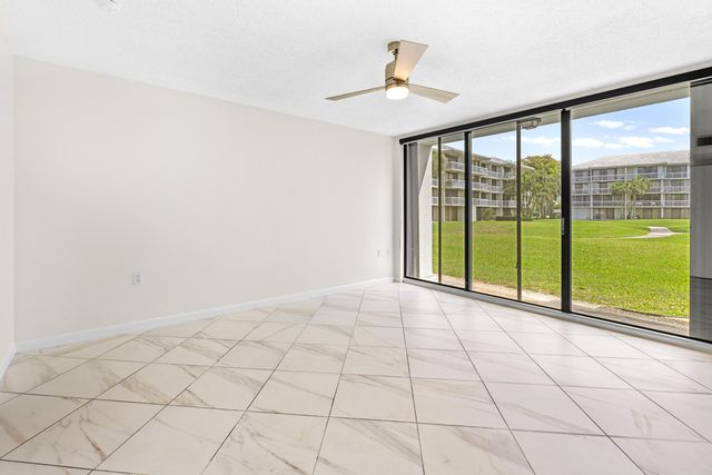 2561 Village Boulevard 103, West Palm Beach, FL 33409