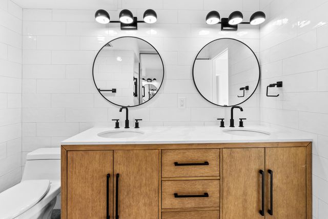 2561 Village Boulevard 103, West Palm Beach, FL 33409