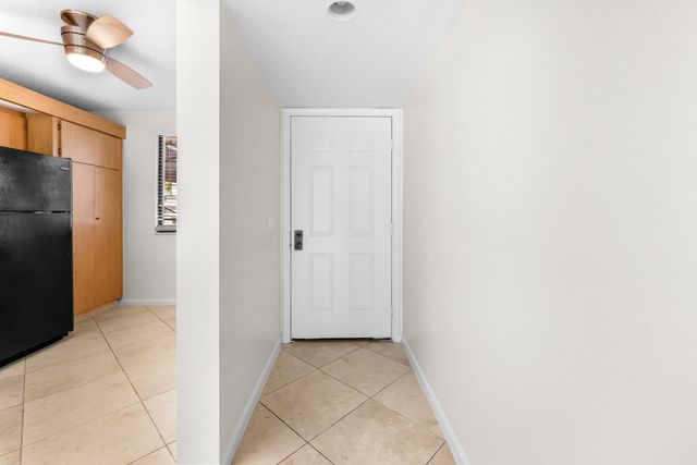 2561 Village Boulevard 103, West Palm Beach, FL 33409