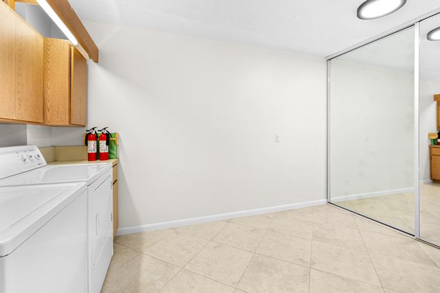 2561 Village Boulevard 103, West Palm Beach, FL 33409