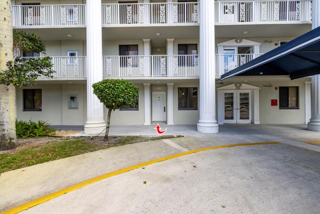 2561 Village Boulevard 103, West Palm Beach, FL 33409