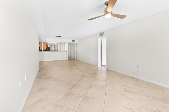 2561 Village Boulevard 103, West Palm Beach, FL 33409