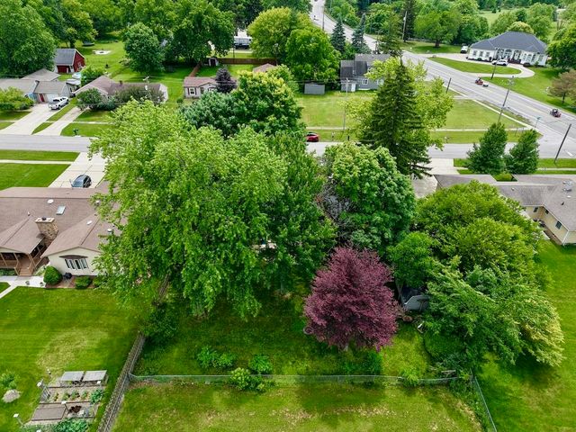 605 E Liberty Street, Chesaning, MI 48616