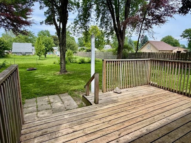 605 E Liberty Street, Chesaning, MI 48616