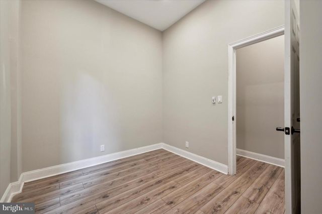 2021 N 33RD ST, Philadelphia, PA 19121