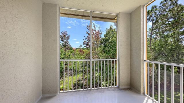 5551 BENTGRASS DRIVE 11-117, Sarasota, FL 34235