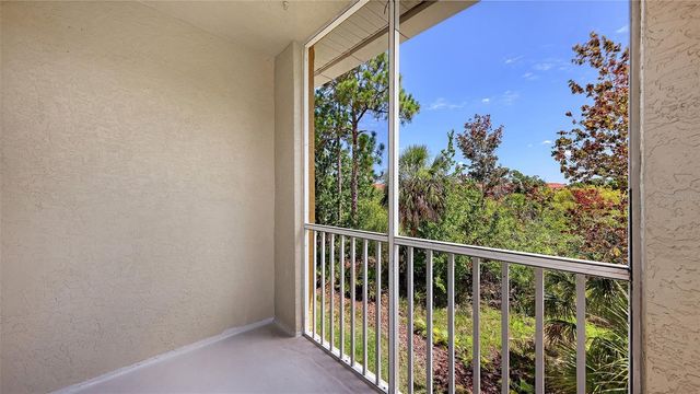 5551 BENTGRASS DRIVE 11-117, Sarasota, FL 34235