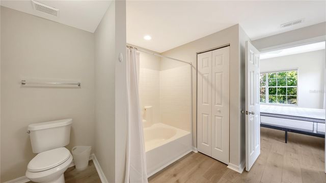 5551 BENTGRASS DRIVE 11-117, Sarasota, FL 34235