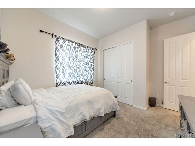 21259 E Layton Ln, Aurora, CO 80015