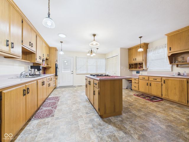 116 E 51st Street, Anderson, IN 46013