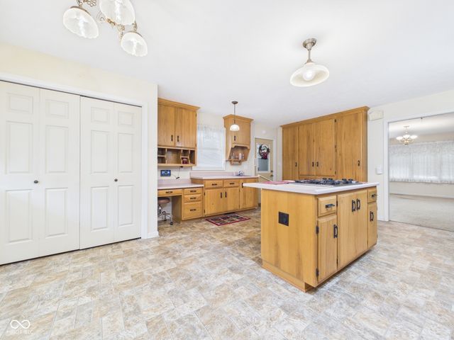 116 E 51st Street, Anderson, IN 46013