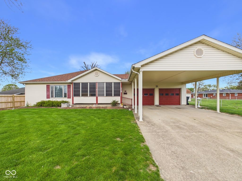116 E 51st Street, Anderson, IN 46013