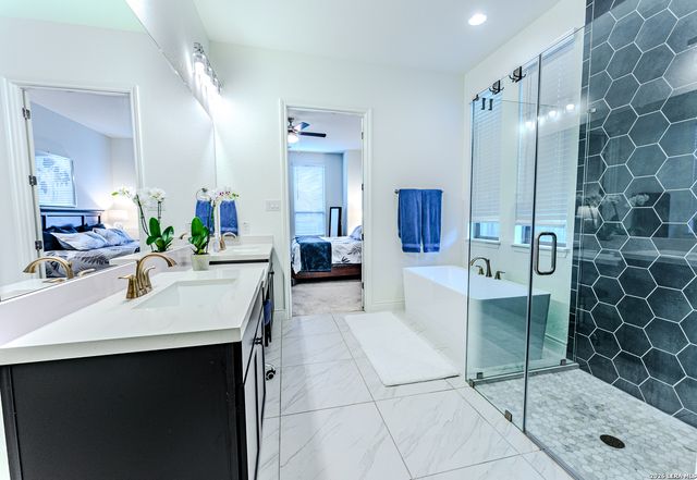 29775 Slate CRK, Boerne, TX 78015