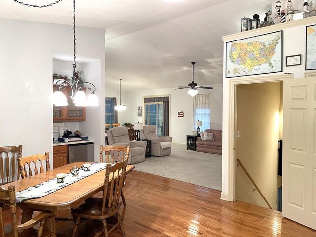 3107 King CIRCLE, Twin Lakes, WI 53181