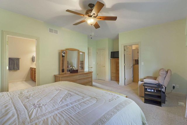 3107 King CIRCLE, Twin Lakes, WI 53181
