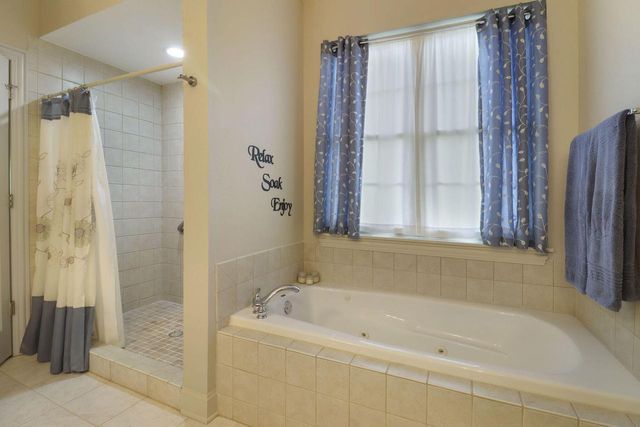 3107 King CIRCLE, Twin Lakes, WI 53181
