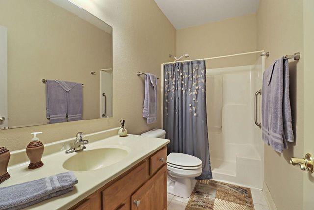 3107 King CIRCLE, Twin Lakes, WI 53181