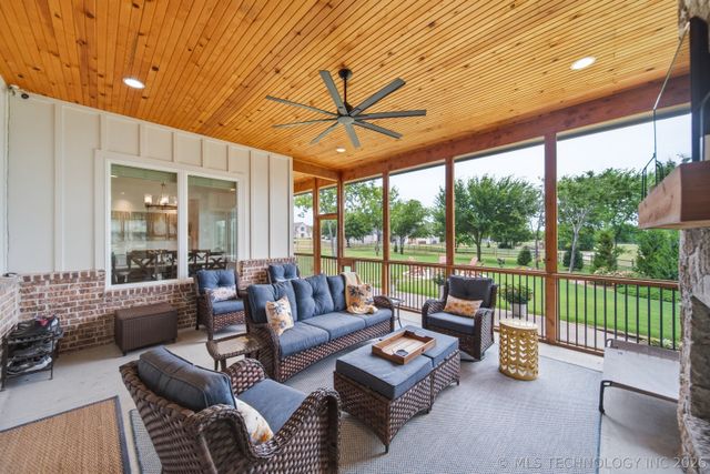 18679 E Limestone Lane, Owasso, OK 74055