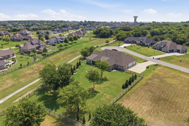 18679 E Limestone Lane, Owasso, OK 74055