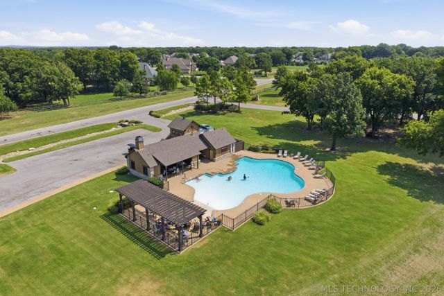 18679 E Limestone Lane, Owasso, OK 74055