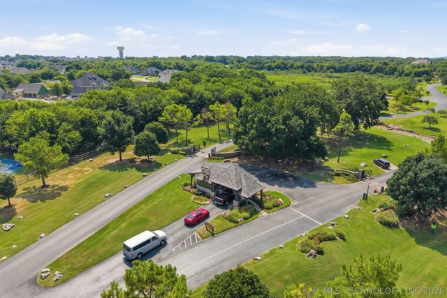 18679 E Limestone Lane, Owasso, OK 74055