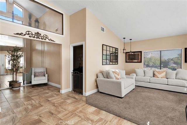 17960 Sage Hen, Victorville, CA 92395