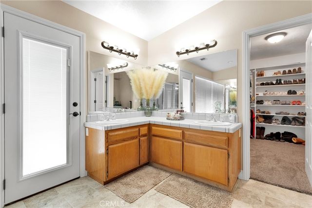 17960 Sage Hen, Victorville, CA 92395