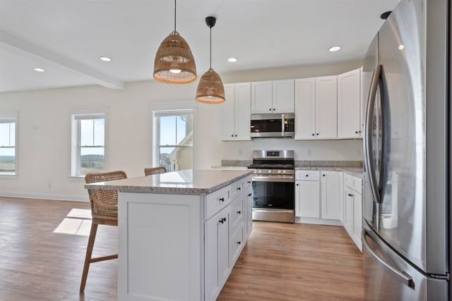 36 Eisenhower Drive, Rochester, NH 03867