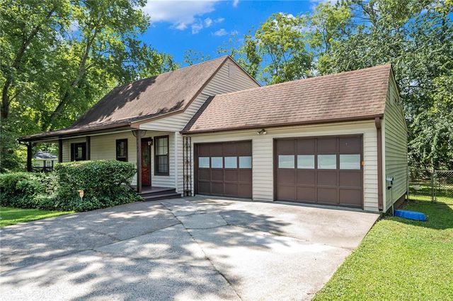 2627 Beaver Creek Xing, Powder Springs, GA 30127