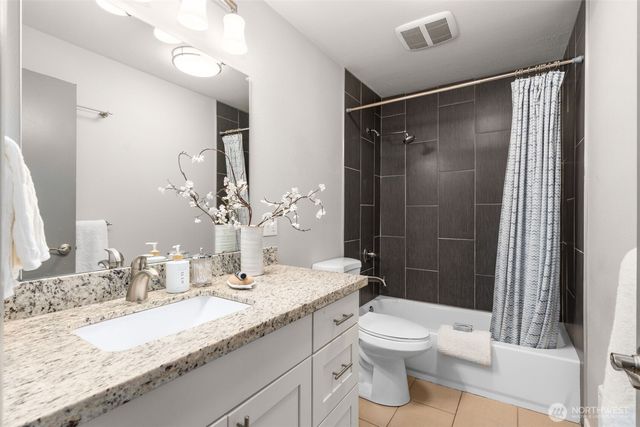 6528 23rd Avenue SW, Seattle, WA 98106