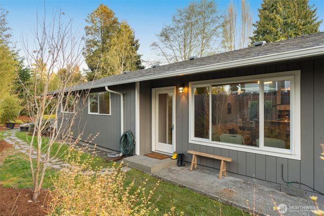 6528 23rd Avenue SW, Seattle, WA 98106