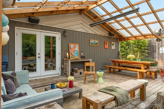 6528 23rd Avenue SW, Seattle, WA 98106