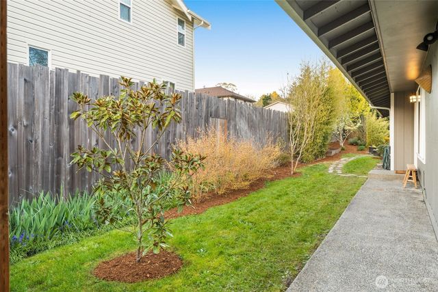6528 23rd Avenue SW, Seattle, WA 98106