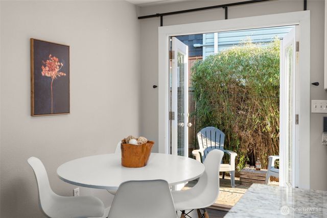 6528 23rd Avenue SW, Seattle, WA 98106