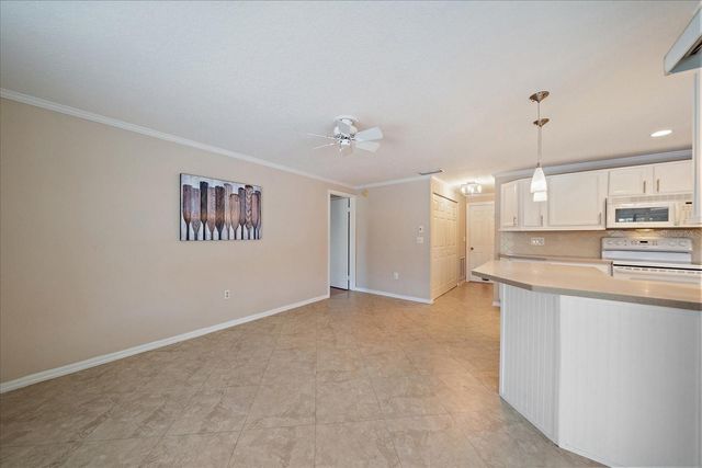 3410 64TH STREET W, Bradenton, FL 34209