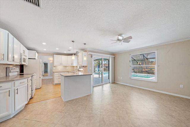 3410 64TH STREET W, Bradenton, FL 34209