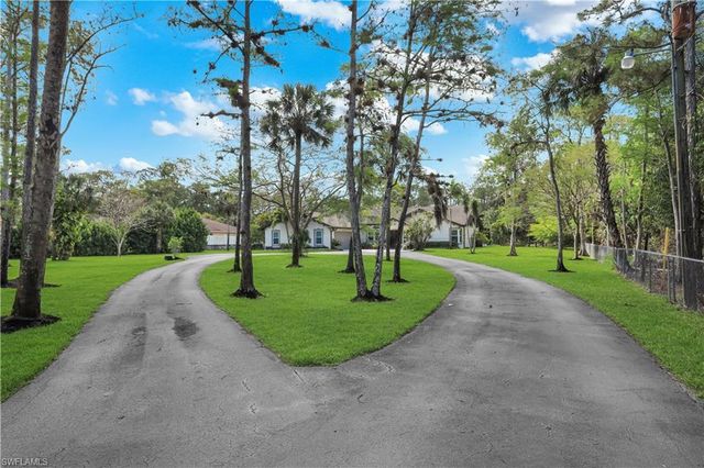 3480 19th AVE SW, Naples, FL 34117