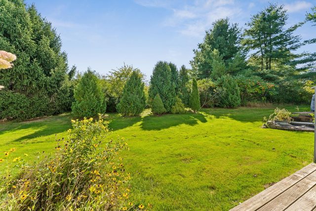 40 Kinsington Street, South Burlington, VT 05403