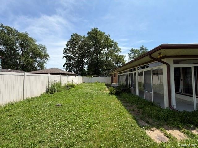 24502 Tuscany Avenue, Eastpointe, MI 48021