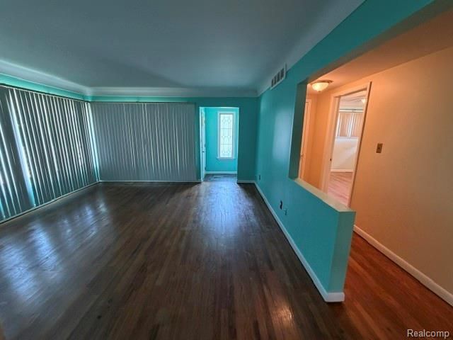 24502 Tuscany Avenue, Eastpointe, MI 48021