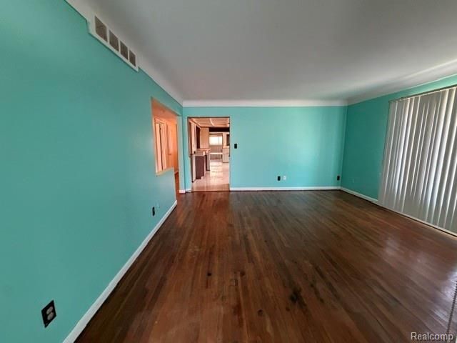 24502 Tuscany Avenue, Eastpointe, MI 48021