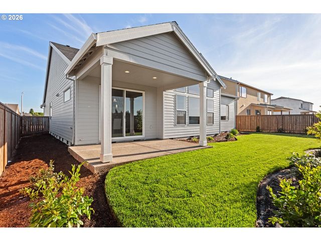 208 Nw 16th Ave, Canby, OR 97013