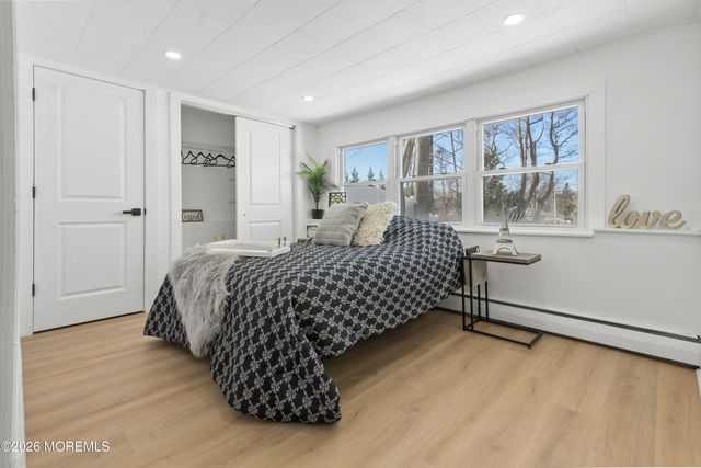 37 Albert Drive, Parlin, NJ 08859