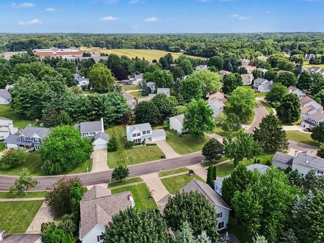 7509 Saint George Circle, Portage, MI 49024