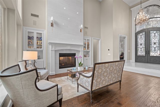 6605 Wood Hollow Court, Plano, TX 75024