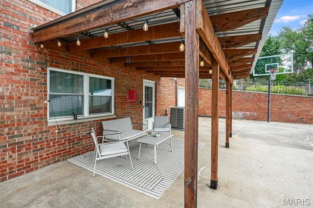 217 Lee Avenue, Collinsville, IL 62234