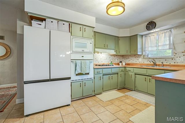 217 Lee Avenue, Collinsville, IL 62234