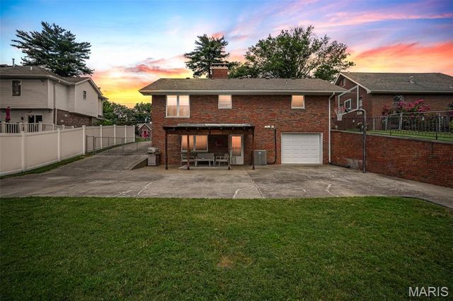 217 Lee Avenue, Collinsville, IL 62234